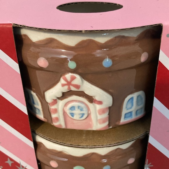 Bakeshop Gingerbread Ramekins - Picture 2 of 6